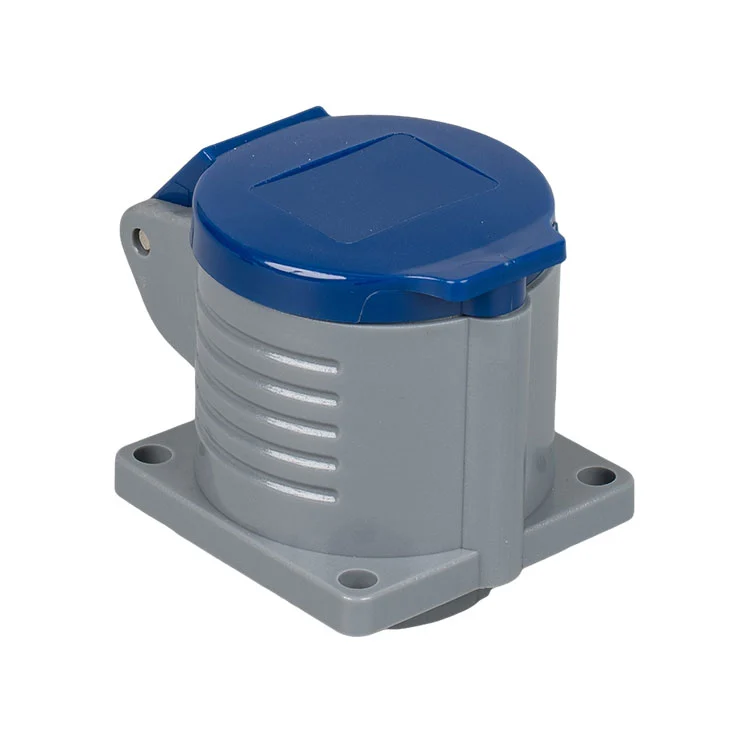 Prise industrielle étanche mâle Europe IP44